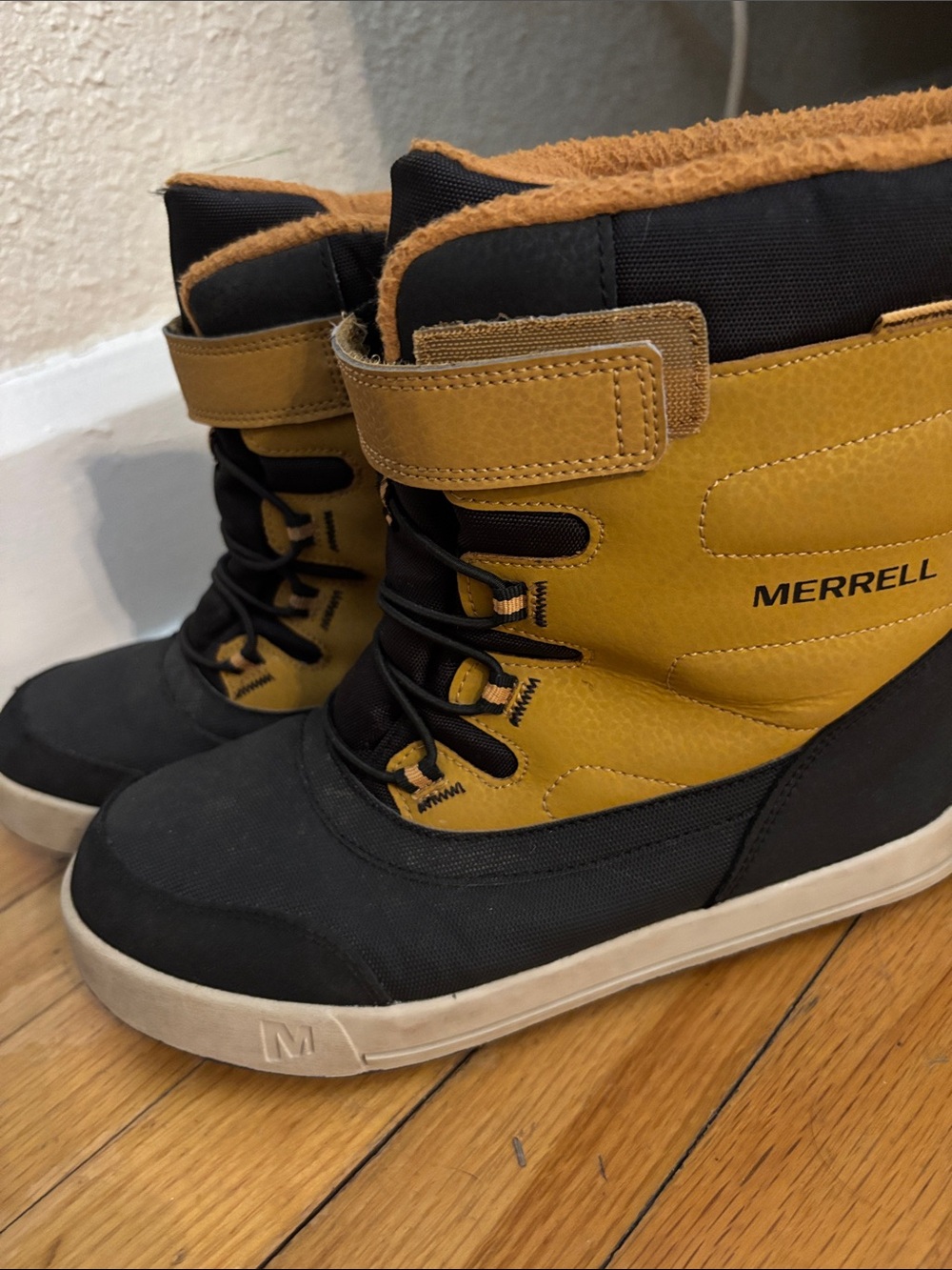 Merrell Black and Mustard Yellow Winter Lace-Up Boots